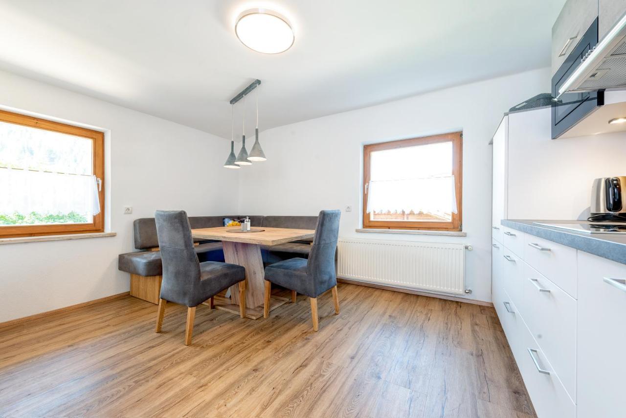 Ferienwohnung Alpenliving Mayrhofen Exterior foto