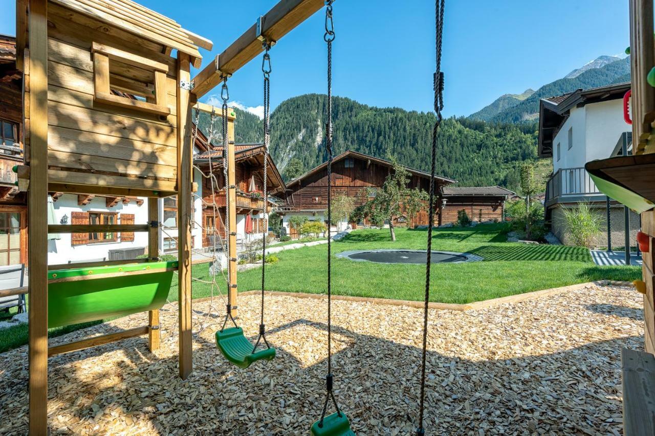 Ferienwohnung Alpenliving Mayrhofen Exterior foto